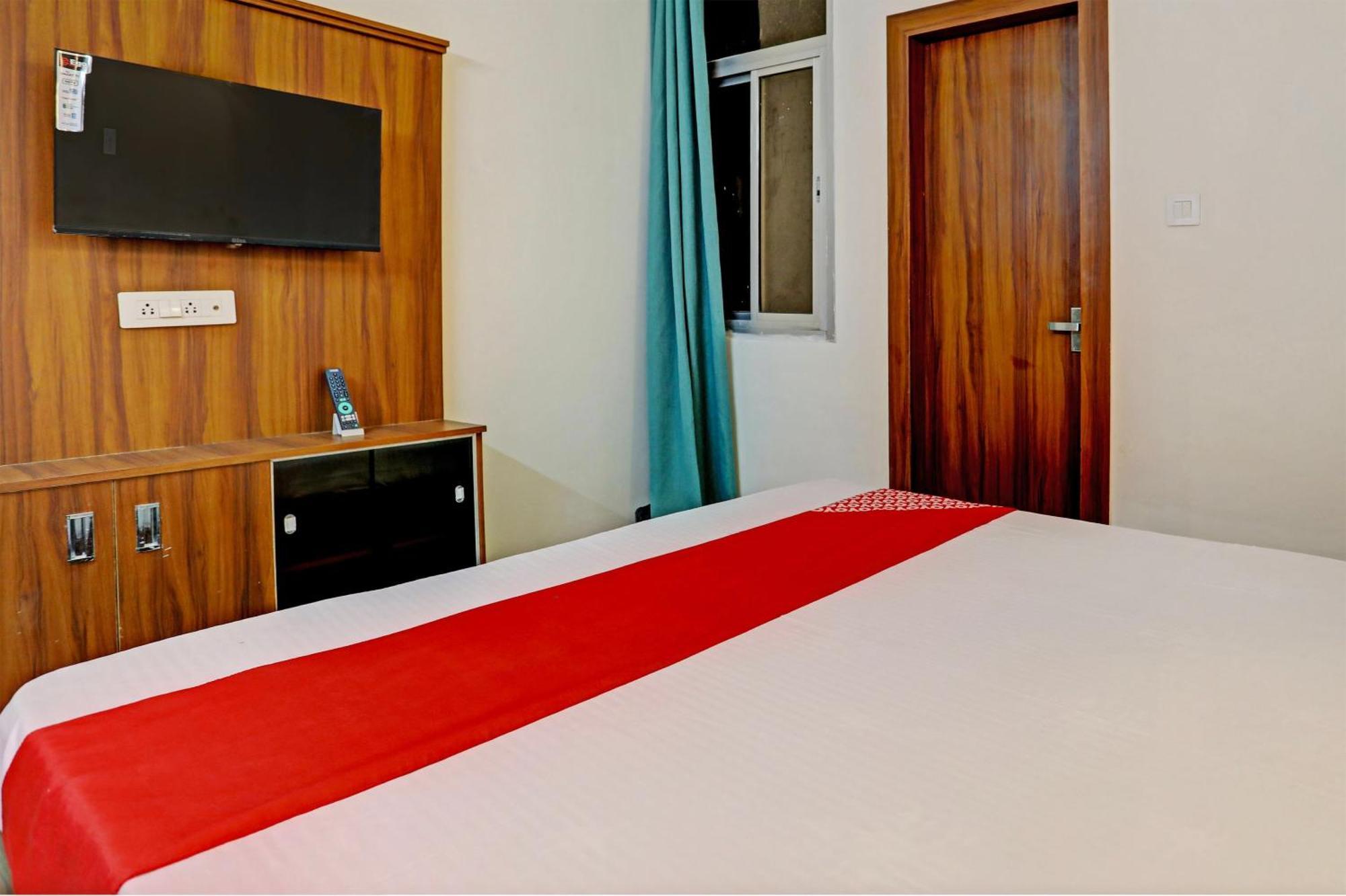 Hotel O Al Diwan Banquet And Suites Kanpur Exterior photo